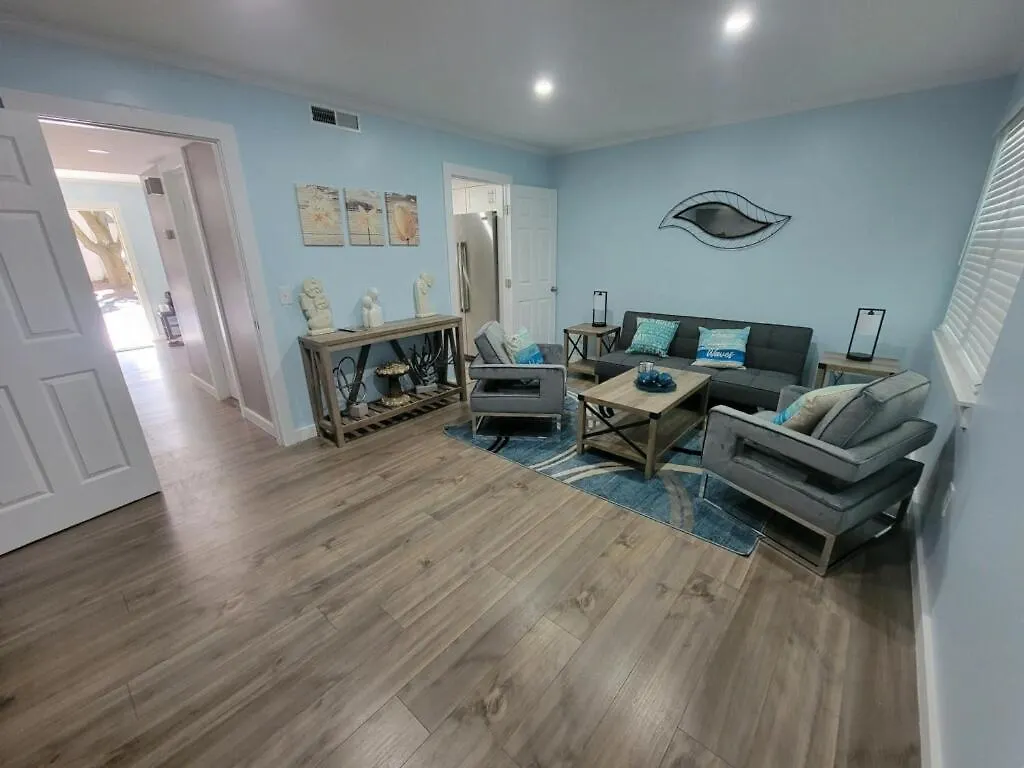 Wave Of Relaxation- Pet-Friendly Villa W/Parking Hilton Head Island United States