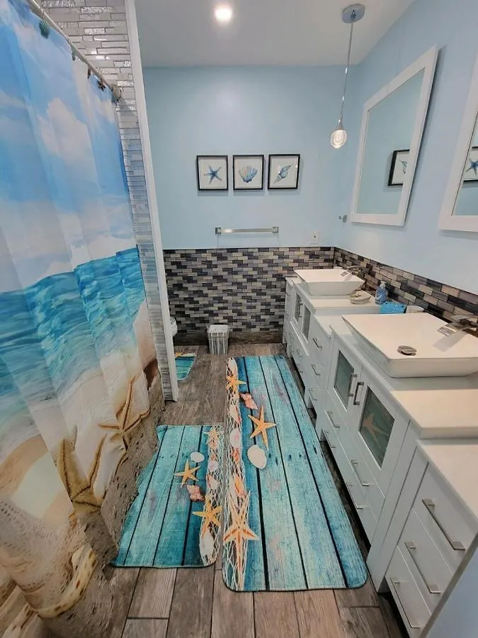 Wave Of Relaxation- Pet-Friendly Villa W/Parking Hilton Head Island ABD