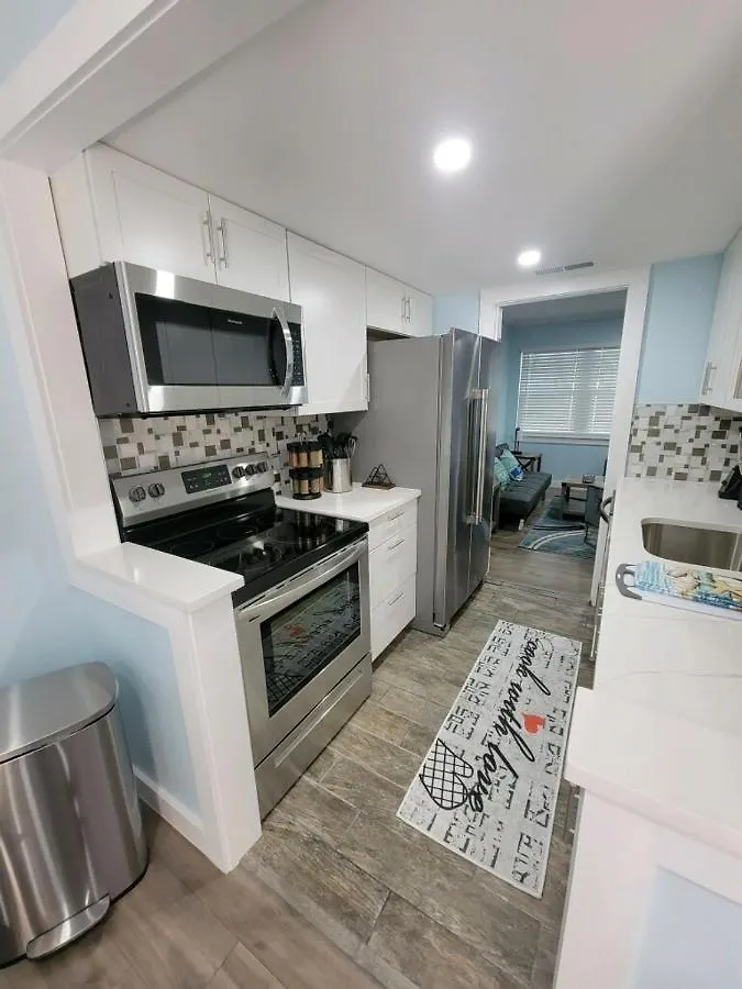 Wave Of Relaxation- Pet-Friendly Villa W/Parking Hilton Head Island